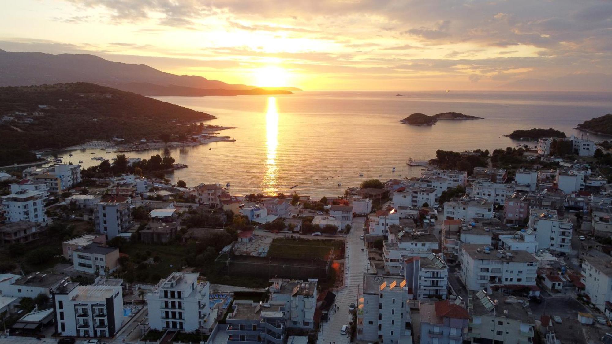 Vila Kapo Hotel Ksamil Bagian luar foto